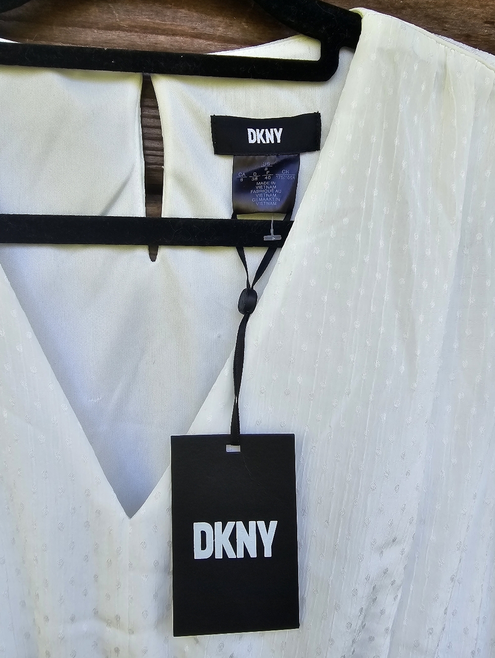 DKNY Ivory Swiss Dot Midi Dress NWT Size 8 Puff Sleeve V-Neck - Picture 6 of 8